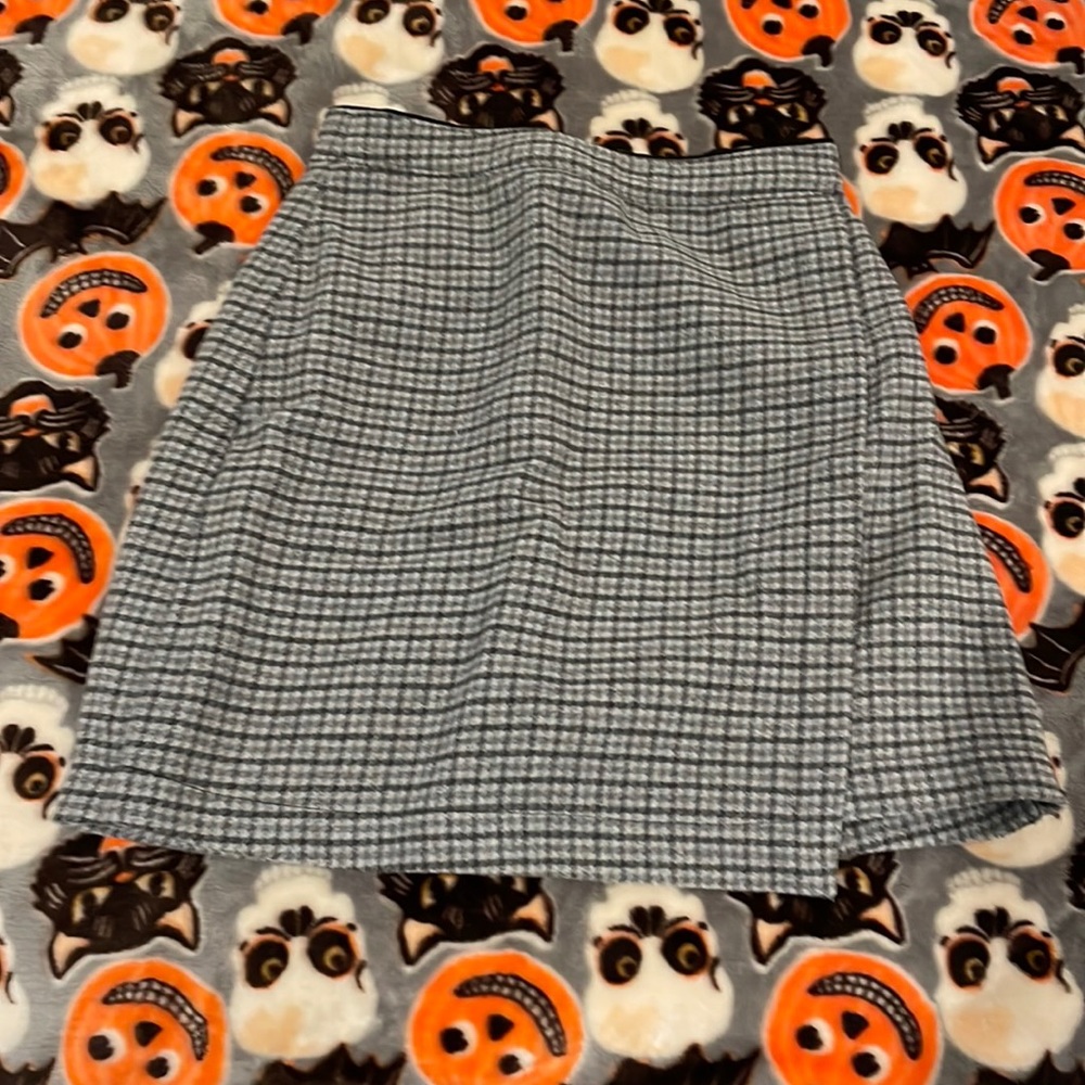 A&F houndstooth skirt